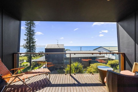 Rock Ledge - Holiday Adelaide 0