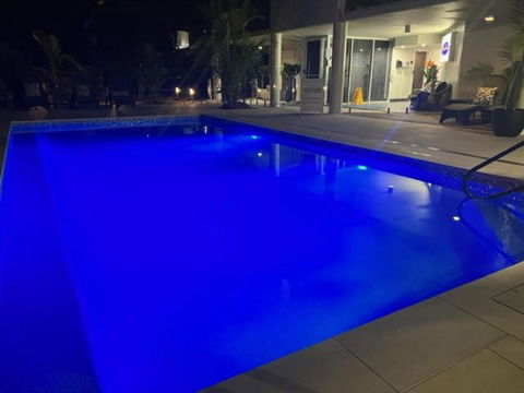 ROOFTOP APARTMENT AT MARINA TERRACES - Holiday Adelaide 1