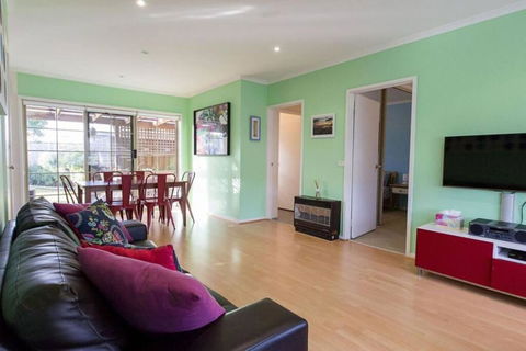 Rose Cottage - Holiday Adelaide 3