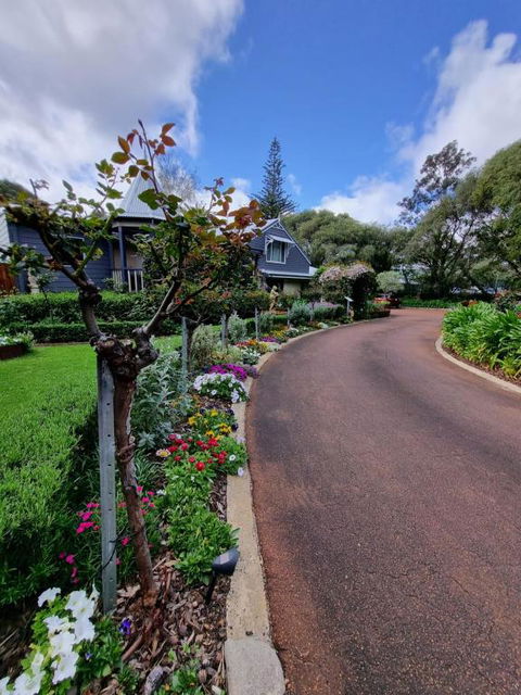 Rosewood Guesthouse - Holiday Adelaide 1