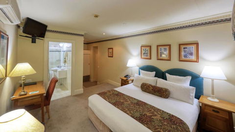 Royal Exchange Hotel - Holiday Adelaide 2