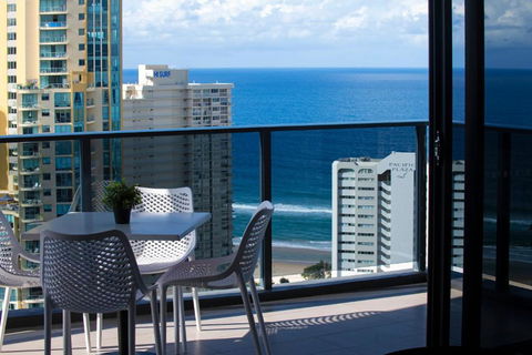 Ruby Apartments - Self Contained, Privately Managed Apartments - Holiday Adelaide 0