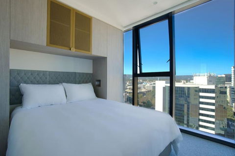 Rundle Retreat - 2BR Apartment With Stunning Views - Holiday Adelaide 1