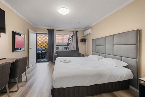 S1 Motel - Holiday Adelaide 0