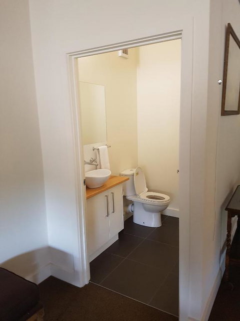 Saladin Lodge - Holiday Adelaide 1