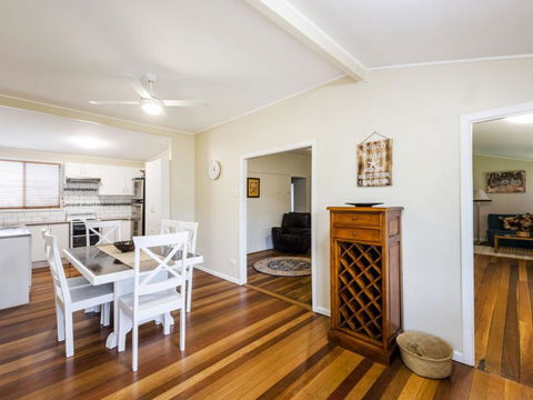 Salt Water Cottage - Holiday Adelaide 1