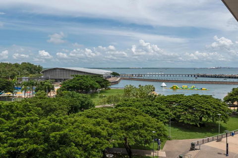 Saltwater Suites - Waterfront Apartments - Holiday Adelaide 1