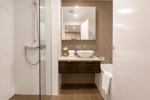 Saltwater Suites - Waterfront Apartments - Holiday Adelaide 2
