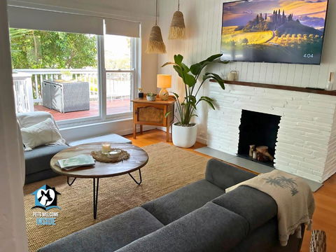 Saltwater Sunsets Seaside Haven With Ocean Views - Holiday Adelaide 2