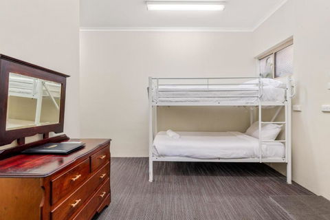 Sanctuary Resort Motor Inn - Holiday Adelaide 2