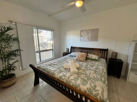 Sand Bars - Spacious, Beach, Pets - Holiday Adelaide 0