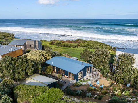Sand & Sauna Retreat - Holiday Adelaide 0