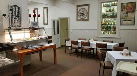 Royal Hotel Snake Valley - Holiday Adelaide 0