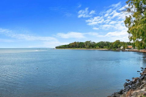 Sandbar On Moreton 5 Bedroom - Holiday Adelaide 0