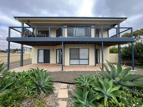 Sandcastle - A Esplanade Place, Stunning Views - Holiday Adelaide 3
