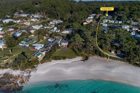 Sandlines At Hyams Beach - Holiday Adelaide 1