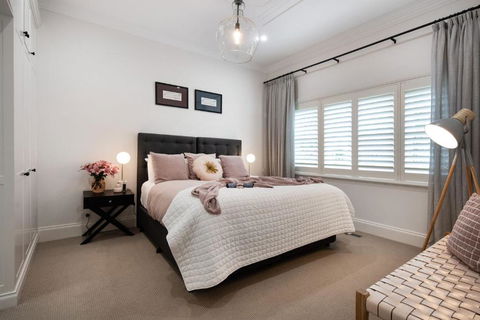 Sandringham - Holiday Adelaide 1