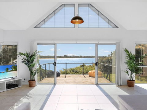 Sandy Cove - Holiday Adelaide 1