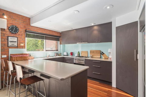 Surrey On The Park - Holiday Adelaide 1