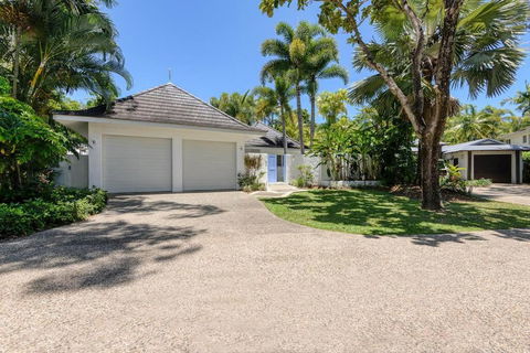 Syreon - 3 Bedroom House Close To The Beach - Holiday Adelaide 2