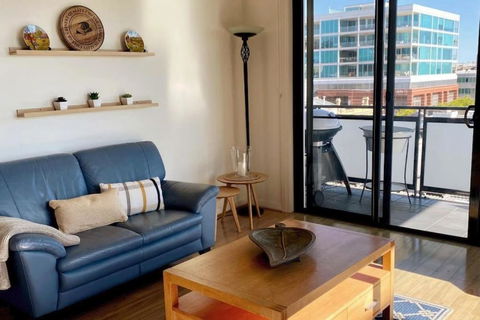 The East Ender 1BR Balcony City View - Holiday Adelaide 0