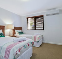Beachport Apartments - Holiday Adelaide