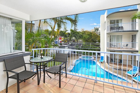 Beachside Mooloolaba - Holiday Adelaide 3