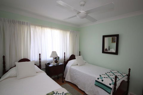 BEACHVIEW - 14 Second Ave , Bonny Hills - Holiday Adelaide 2