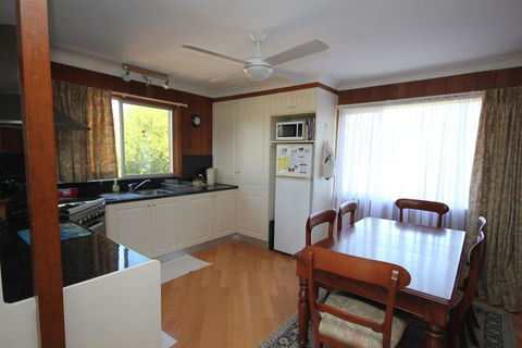 BEACHVIEW - 14 Second Ave , Bonny Hills - Holiday Adelaide 1