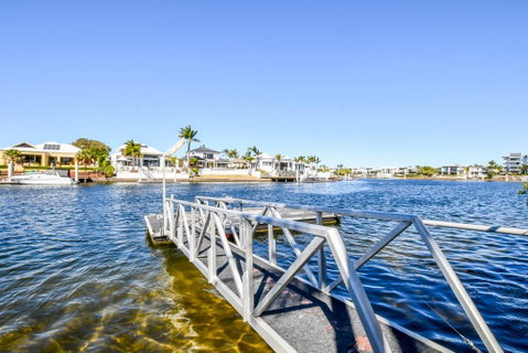 Beautiful Waterfront Home- CHELSEA - Holiday Adelaide 1