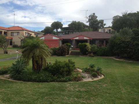 Beautiful, Peaceful Estuary Views, Five Star Quantity - Holiday Adelaide 1