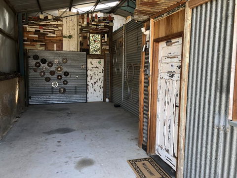Bed In A Shed Vineyard Stay - Holiday Adelaide 3