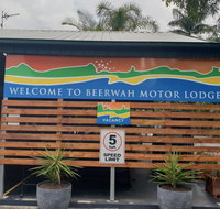 Beerwah Motor Lodge - Holiday Adelaide