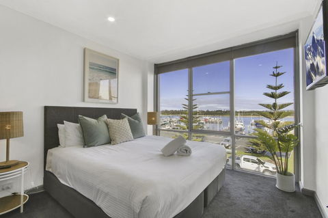 Bellevue On The Lakes - Holiday Adelaide 2