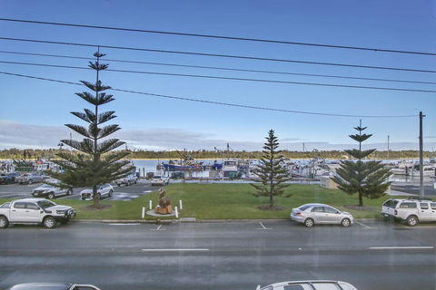 Bellevue On The Lakes - Holiday Adelaide 1