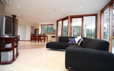 Bellfield Retreat - Holiday Adelaide 3