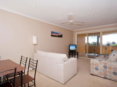 Bellima Beach House', 9 Jackson Close - Huge Duplex With Air Con And Fabulous Views - Holiday Adelaide 3