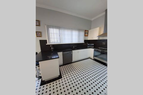 Bellview Holiday House - Holiday Adelaide 1