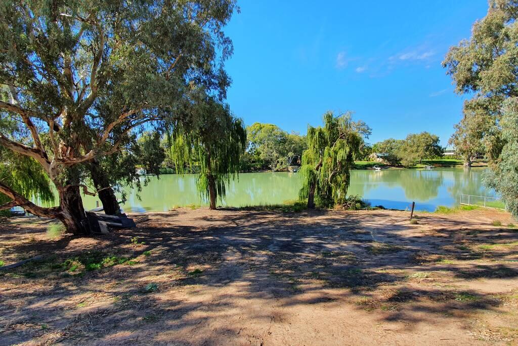 Anabranch North NSW Holiday Adelaide