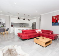Best Central Wagga Townhouse - Holiday Adelaide