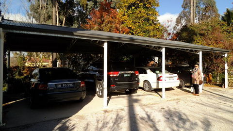 Beverley House - Holiday Adelaide 2
