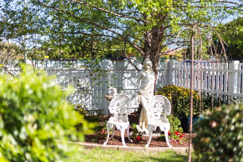 BIRCHES B&B - Holiday Adelaide 2