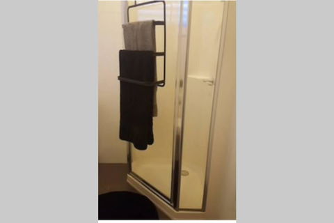 Blackheath Homely Modern Cottage - Holiday Adelaide 3