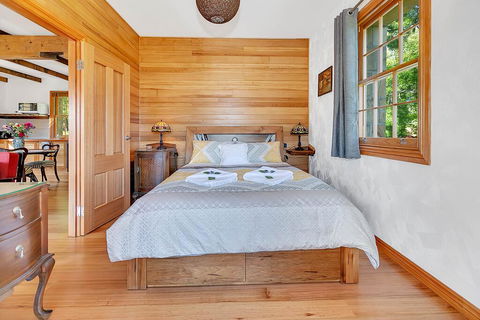 Blackwood Park Cottages Mole Creek - Holiday Adelaide 2