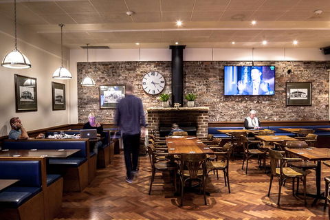 Blue Gum Hotel - Holiday Adelaide 2