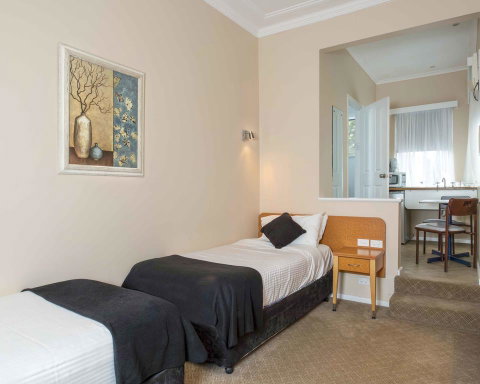 Blue Mountains Heritage Motel - Holiday Adelaide 1