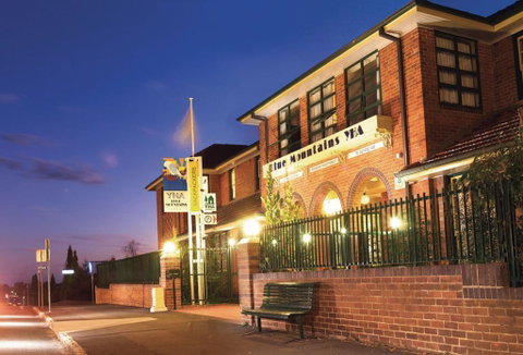 Blue Mountains YHA - Holiday Adelaide 0