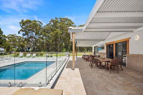 The Retreat - Holiday Adelaide 2