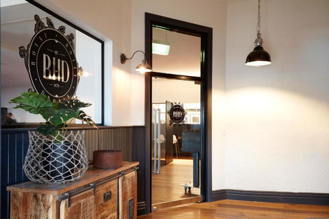 The Royal Hotel, Drouin - Holiday Adelaide 0