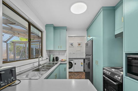 The Shore Guest House Milang - Holiday Adelaide 2